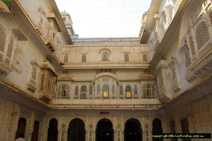 junagarh fort in bikaner Rajasthan, drive directions, travel planner, car trip planne